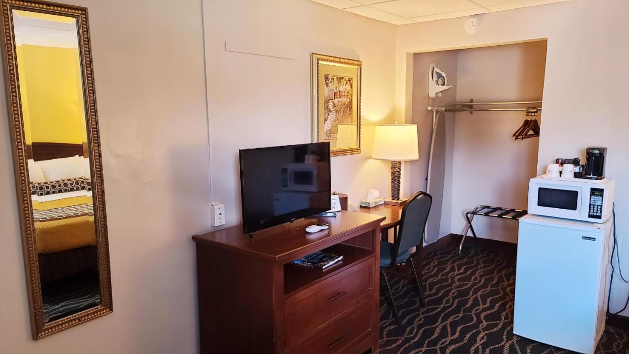 Hampton Inn Harrisburg Exteriör bild
